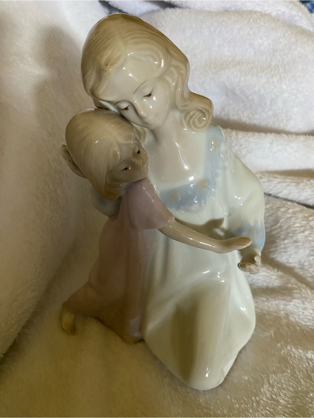 Paul Sebastian 1990 Porcelain Mother and Child Figurine - Cream, Pink, Blue